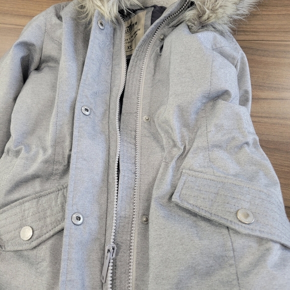Hollister Ultimate Down Collection Grey Jacket Size XS - Picture 10 of 16